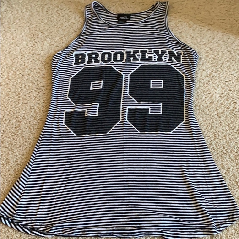 Rue 21 graphic tank top